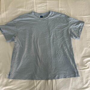 Old Navy Cropped Short Sleeve Tee Shirt